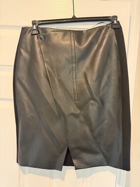 Elie Tahari Black Faux Leather Pencil Skirt with Side Panels